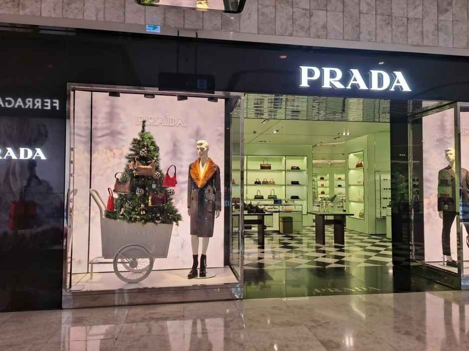 Prada – Hyundai Department Store KINTEX Branch [Tax Refund Shop](프라다 현대백화점 킨텍스점)