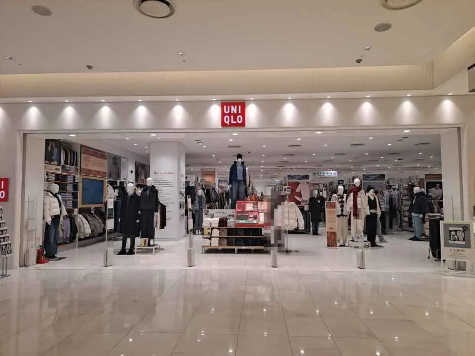 Uniqlo – Shinsegae Department Store Uijeongbu Branch [Tax Refund Shop](유니클로 신세계백화점 의정부점)