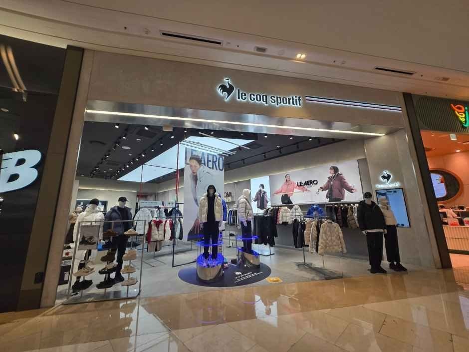 Le Coq Sportif Starfield Hanam Branch [Tax Refund Shop](르꼬끄스포르티브 스타필드 하남점)
