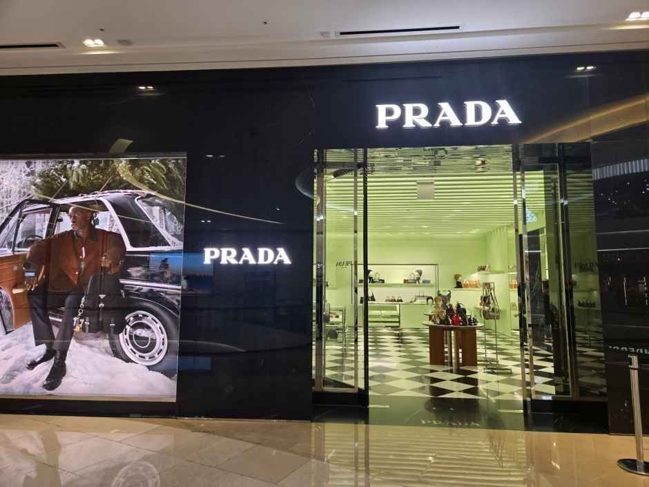 Prada – Starfield Hanam Branch [Tax Refund Shop](프라다 스타필드 하남점)