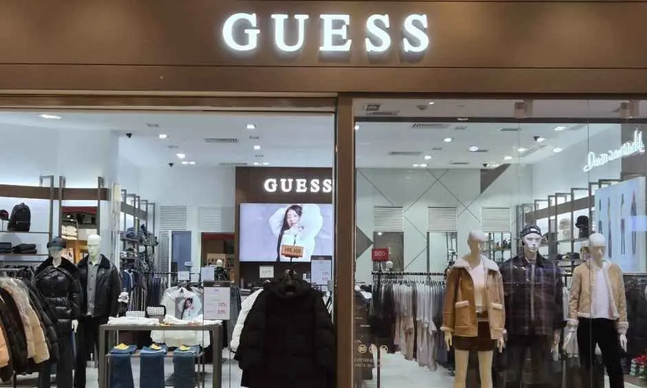 Guess – SQUARE1 Branch [Tax Refund Shop](게스 스퀘어원점)