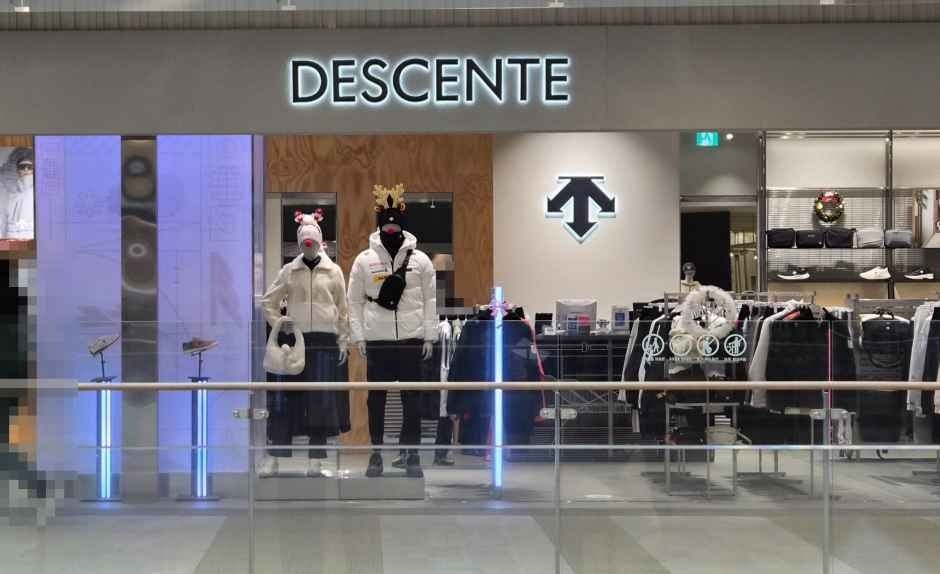 Descente – SQUARE1 Branch [Tax Refund Shop](데상트 스퀘어원점)