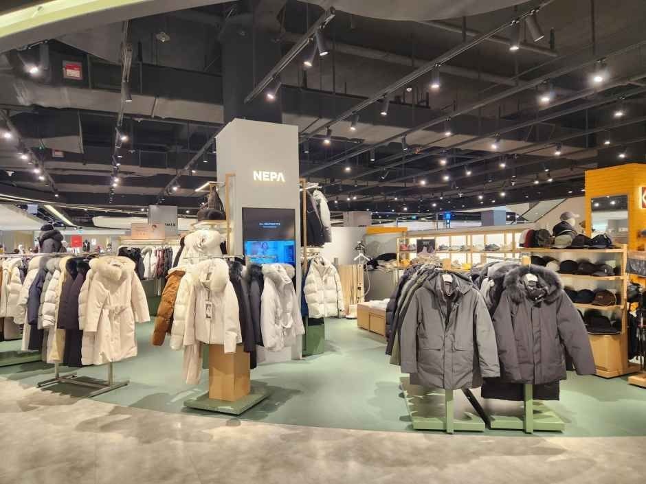 Nepa – Time Villas Suwon Branch [Tax Refund Shop](네파 타임빌라스 수원점)