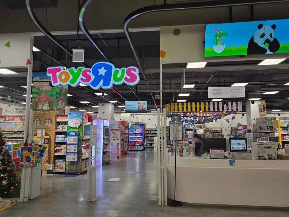 ToysRus – Lotte Mall Suji Branch [Tax Refund Shop](토이저러스 롯데몰 수지점)