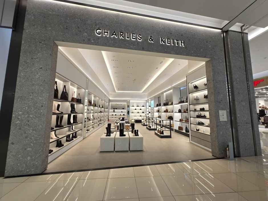 Charles & Keith – Lotte Mall Suji Branch [Tax Refund Shop](찰스앤키스 롯데몰 수지점)