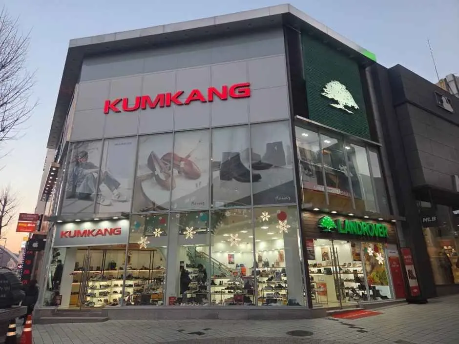 KUMKANG Shoes Daejeon Main Branch [Tax Refund Shop](금강제화 대전본점)