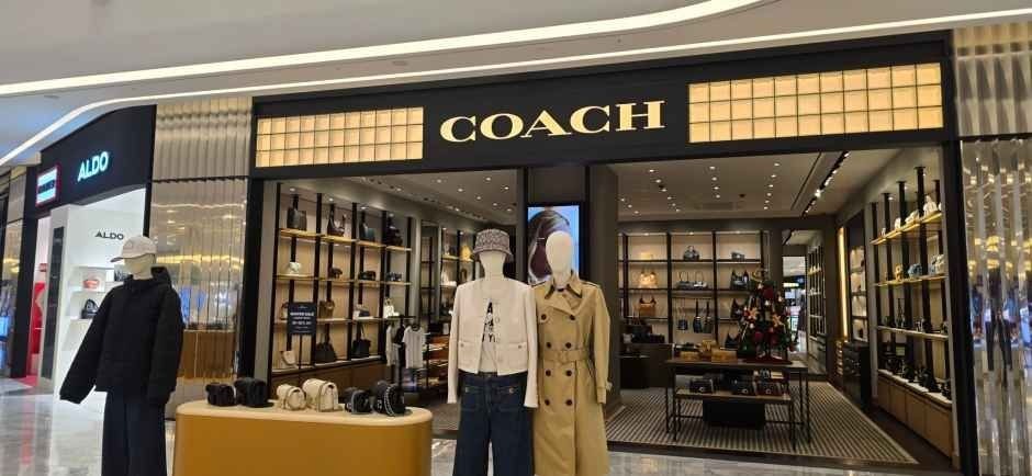 Coach – Shinsegae Department Store Gimhae Branch [Tax Refund Shop](코치 신세계백화점 김해점)