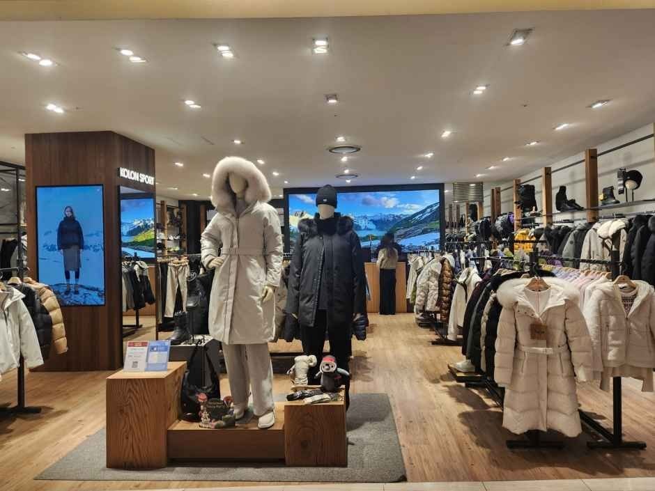 Kolon Sport – AK Plaza Suwon Branch [Tax Refund Shop](코오롱스포츠 AK플라자 수원점)