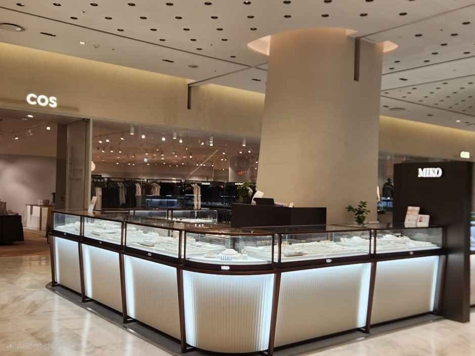 MIKO Hyundai Department Store Pangyo Branch [Tax Refund Shop](미꼬 현대백화점 판교점)