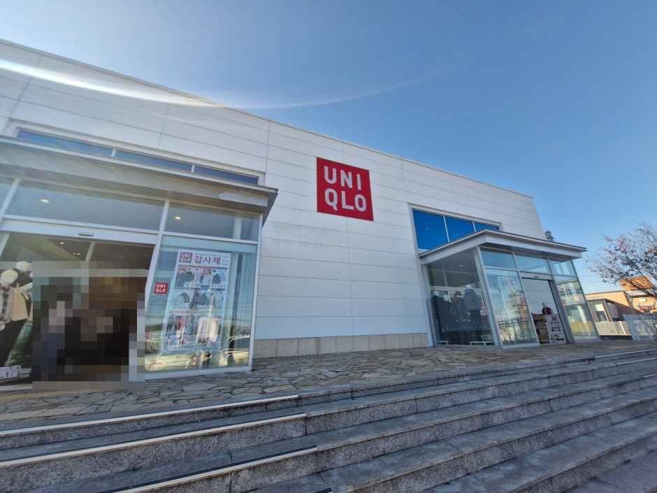 Uniqlo – Gimpo Janggi Branch [Tax Refund Shop](유니클로 김포장기점)