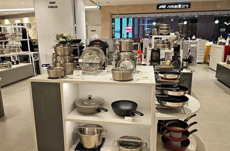 Fissler – Lotte Department Store Pyeongchon Branch [Tax Refund Shop](휘슬러 롯데백화점 평촌점)