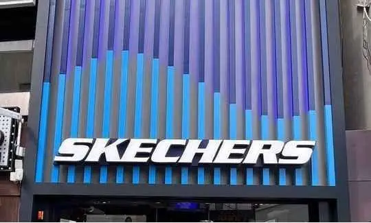 Skechers Seogwipo Branch [Tax Refund Shop](스케쳐스 서귀포점)