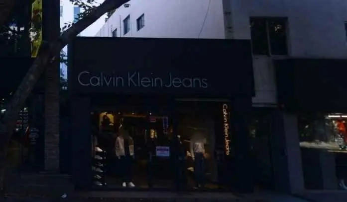 Calvin Klein Jeans Sinjeju Dealer [Tax Refund Shop](캘빈클라인진 신제주대리점)