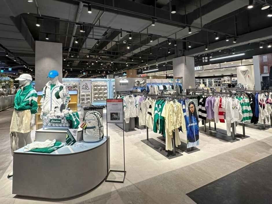 Diadora – Lotte Mall Gunsan [Tax Refund Shop] (디아도라 롯데몰 군산점)