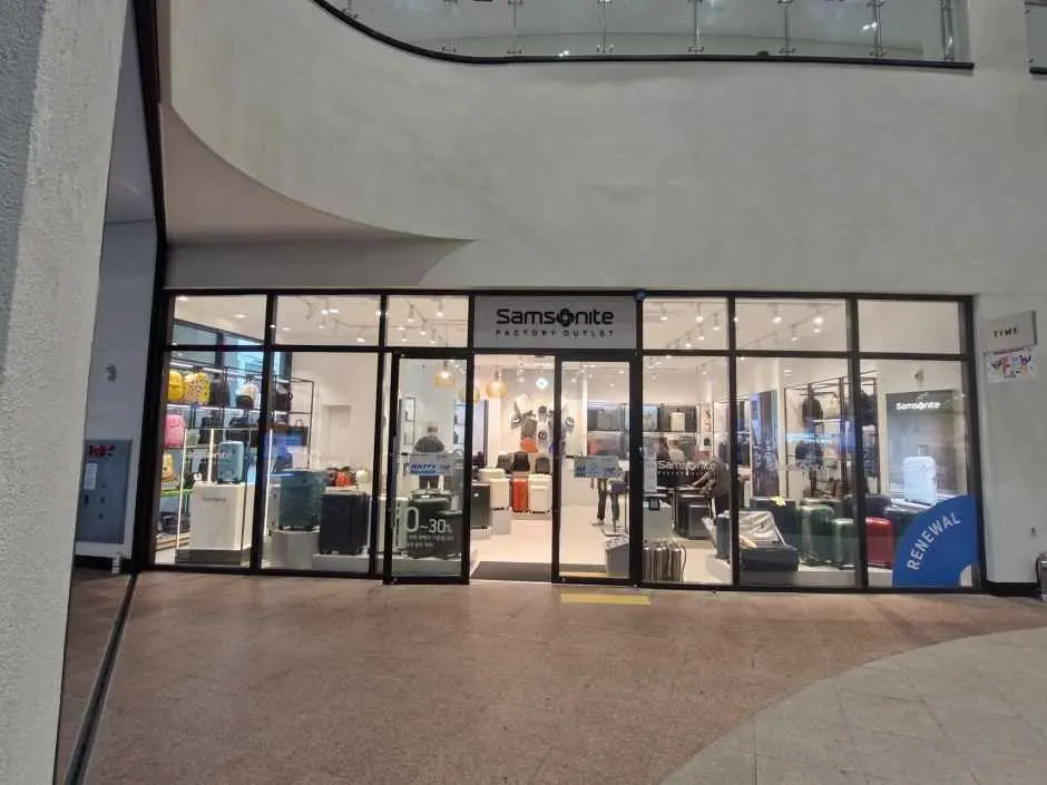 Samsonite – Hyundai Premium Outlets Gimpo Branch [Tax Refund Shop](쌤소나이트 현대프리미엄아울렛 김포점)
