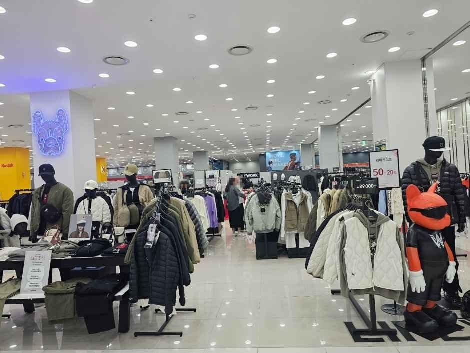 Life Work – MODA Outlet Incheon Branch [Tax Refund Shop](라이프워크 모다아울렛 인천점)