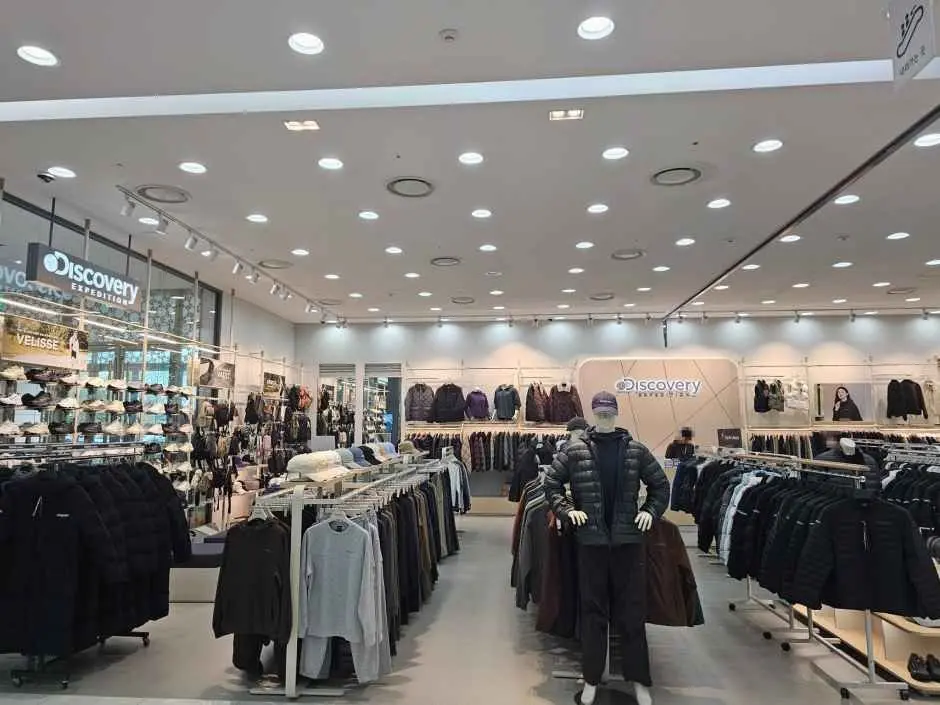 Discovery – MODA Outlet Incheon Branch [Tax Refund Shop](디스커버리 모다아울렛 인천점)