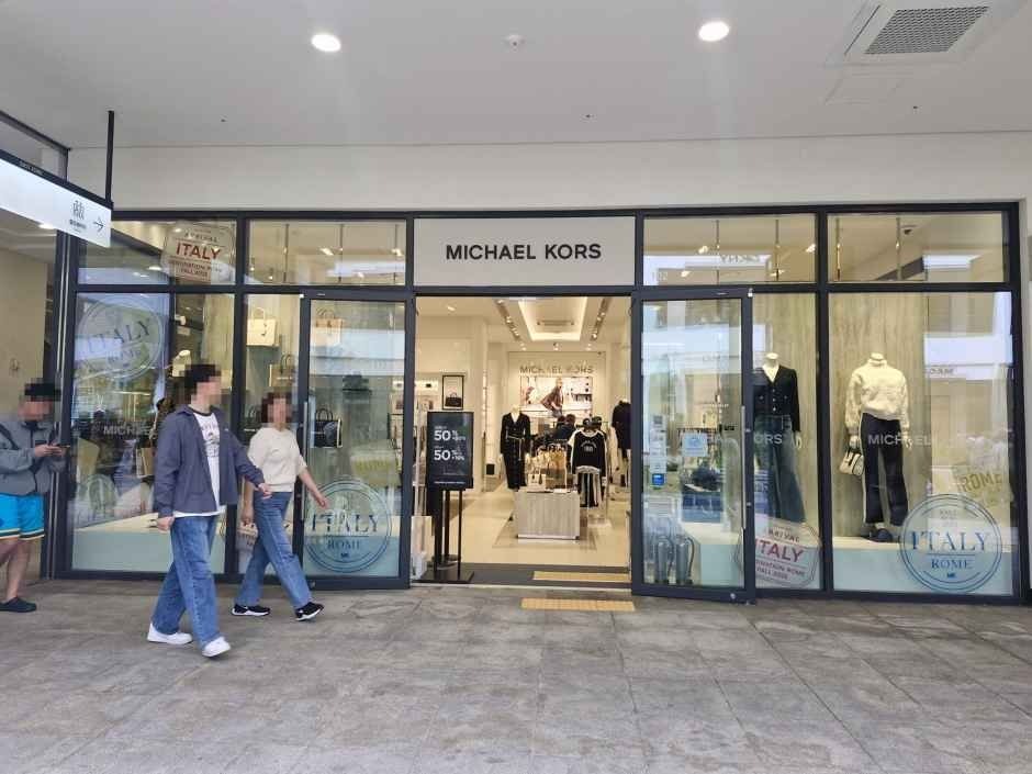 Michael Kors – Hyundai Premium Outlets Gimpo Branch [Tax Refund Shop](마이클코어스 현대프리미엄아울렛 김포점)