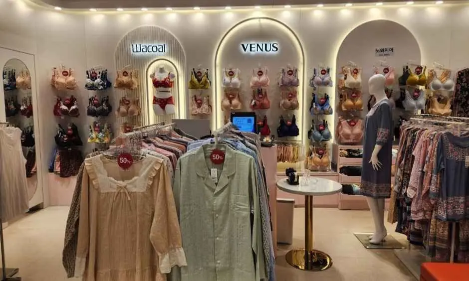 Venus & Wacoal Hyundai Premium Outlets Songdo Branch [Tax Refund Shop](비너스 & 와코루 현대프리미엄아울렛 송도점)