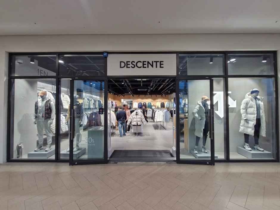 Descente – Hyundai Premium Outlets Gimpo Branch [Tax Refund Shop](데상트 현대프리미엄아울렛 김포점)