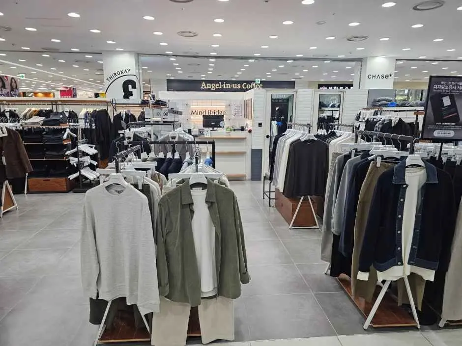 Mind Bridge – MODA Outlet Incheon Branch [Tax Refund Shop]  (마인드브릿지 모다아울렛 인천점)(마인드브릿지 모다아울렛 인천점)