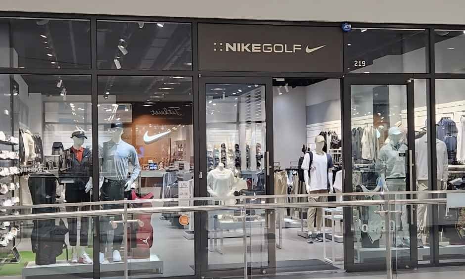 Nike Golf – Hyundai Premium Outlets Songdo Branch [Tax Refund Shop](나이키골프 현대프리미엄아울렛 송도점)