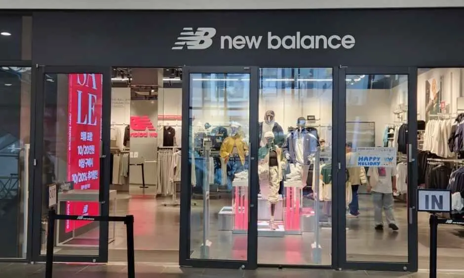 New Balance – Hyundai Premium Outlets Songdo Branch [Tax Refund Shop](뉴발란스 현대프리미엄아울렛 송도점)