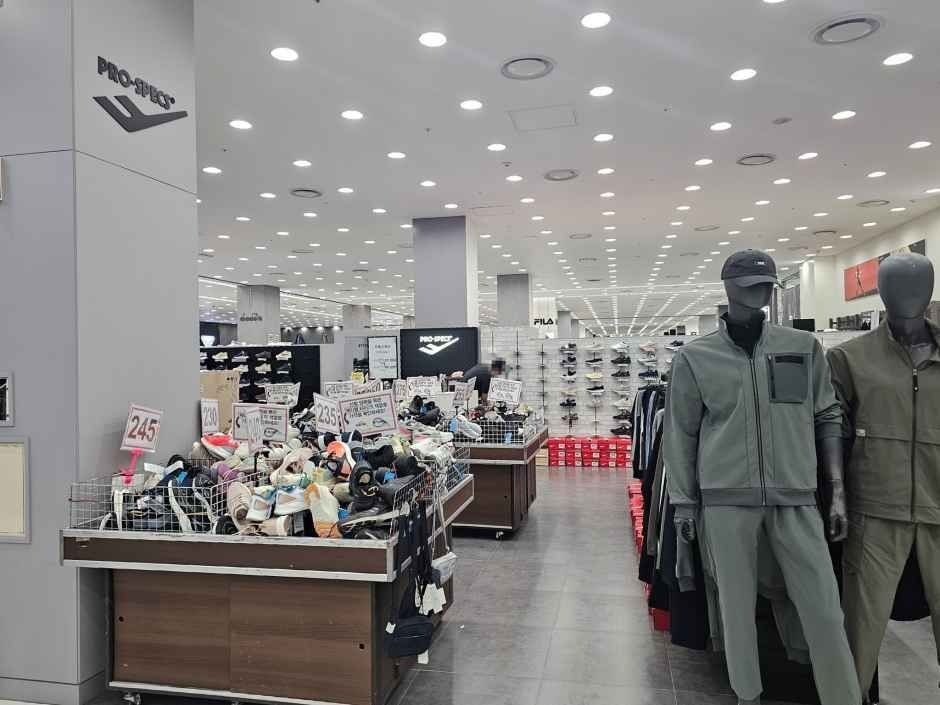 Prospecs – MODA Outlet Incheon Branch [Tax Refund Shop](프로스펙스 모다아울렛 인천점)