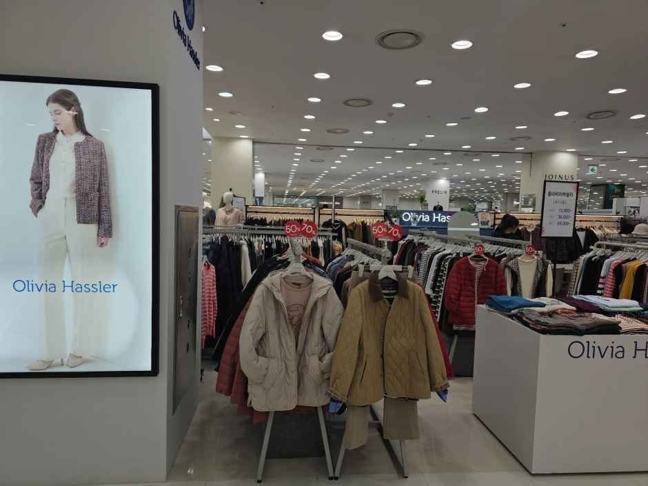Olivia Hassler – MODA Outlet Incheon Branch [Tax Refund Shop]  (올리비아하슬러 모다아울렛 인천점)(올리비아하슬러 모다아울렛 인천점)