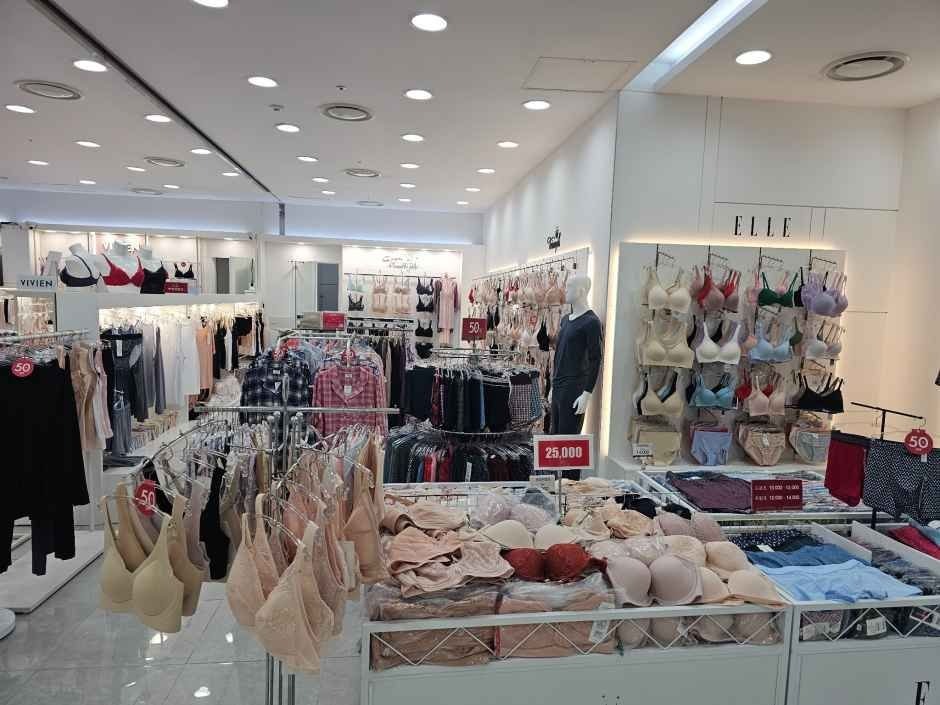 Triumph – MODA Outlet Incheon Branch [Tax Refund Shop]  (트라이엄프 모다아울렛 인천점)(트라이엄프 모다아울렛 인천점)