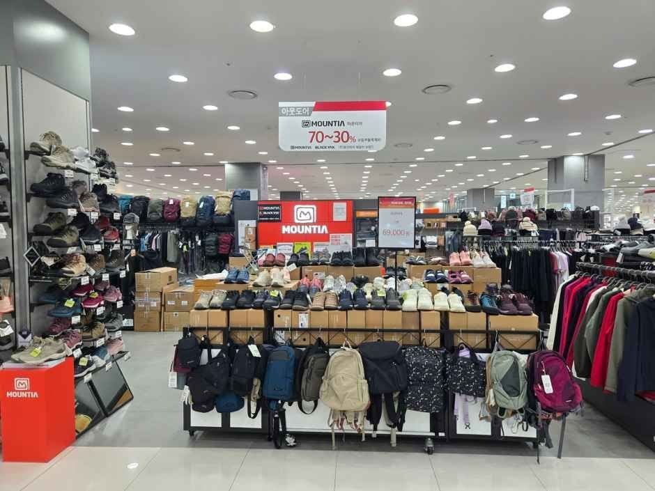 Mountia – MODA Outlet Guri Namyangju Branch [Tax Refund Shop](마운티아 모다아울렛 구리남양주점)