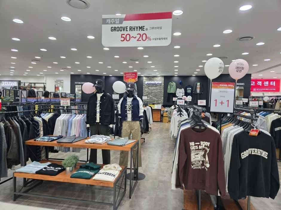 Grooverhyme – MODA Outlet Guri Namyangju Branch [Tax Refund Shop](그루브라임 모다아울렛 구리남양주점)