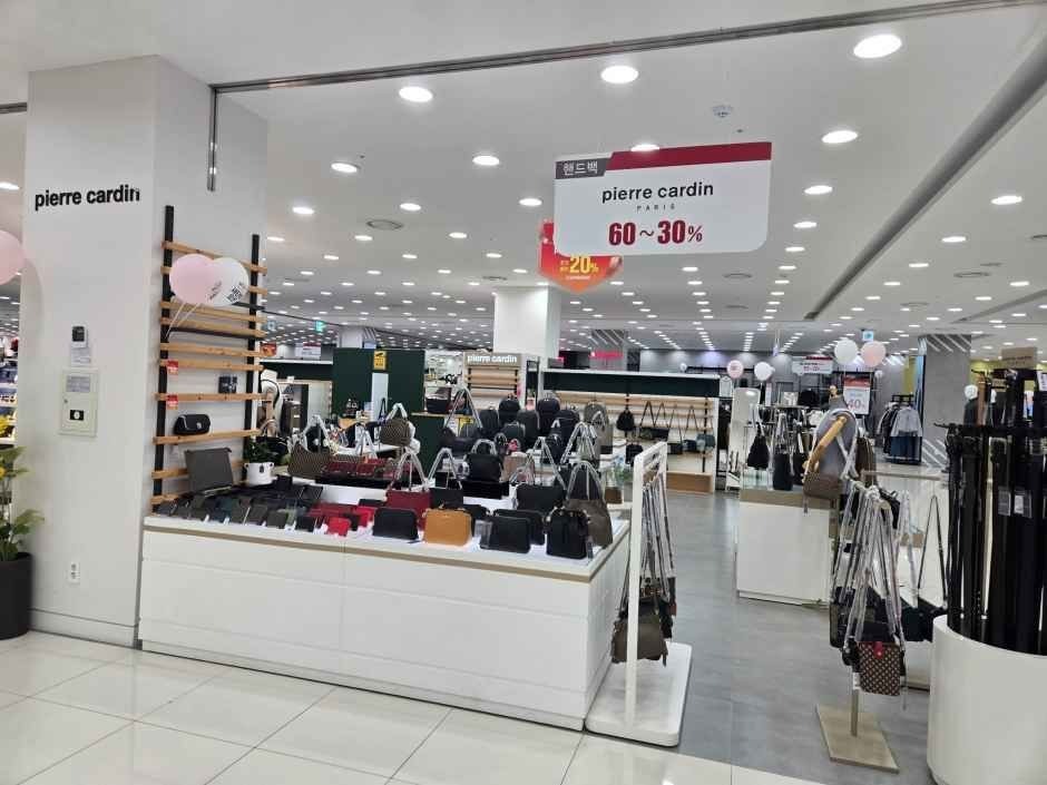 Pierre Cardin – MODA Outlet Guri Namyangju Branch [Tax Refund Shop](피에르가르뎅 핸드백 모다아울렛 구리남양주점)