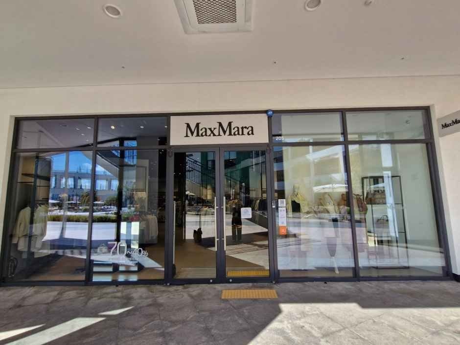 Max Mara – Hyundai Premium Outlets Gimpo Branch [Tax Refund Shop](막스마라 현대프리미엄아울렛 김포점)