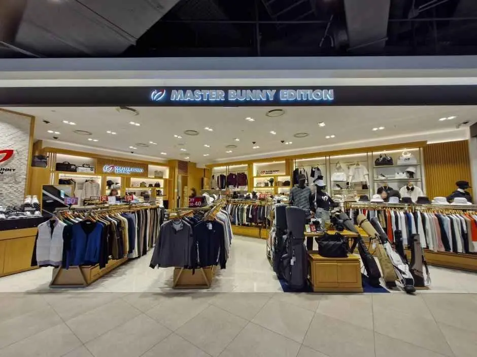 MASTER BUNNY EDITION Hyundai Premium Outlets  Gimpo Branch [Tax Refund Shop](마스터바니에디션 현대프리미엄아울렛 김포점)