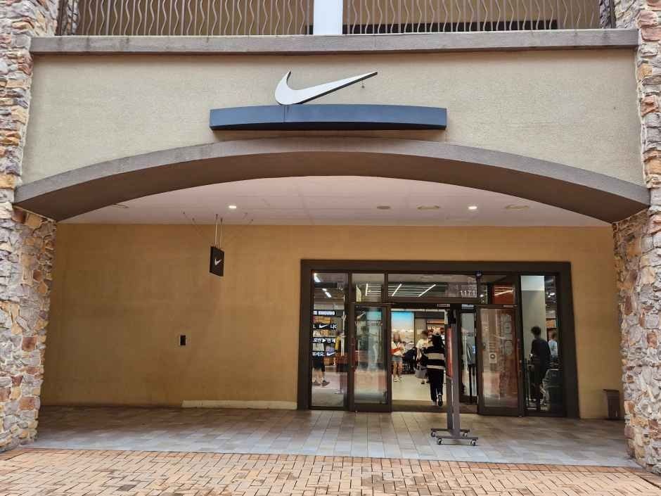 Nike – Shinsegae Simon Premium Outlet Siheung Branch [Tax Refund Shop] (나이키 신세계사이먼프리미엄아울렛 시흥점)