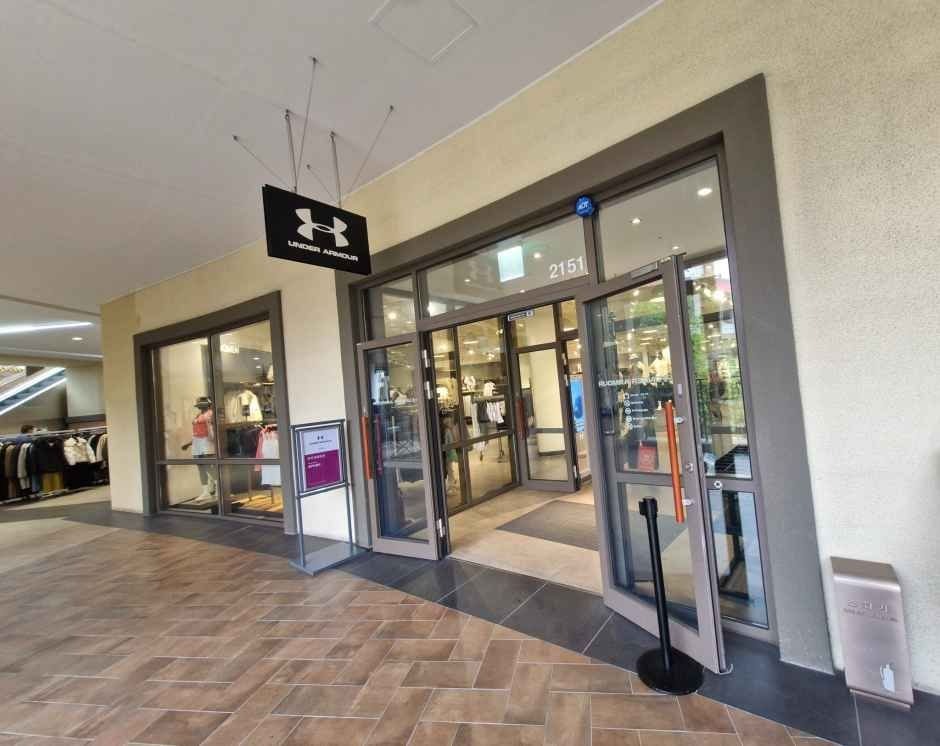 Under Armour Korea – Shinsegae Simon Premium Outlet Siheung Branch [Tax Refund Shop] (언더아머 신세계사이먼프리미엄아울렛 시흥점)