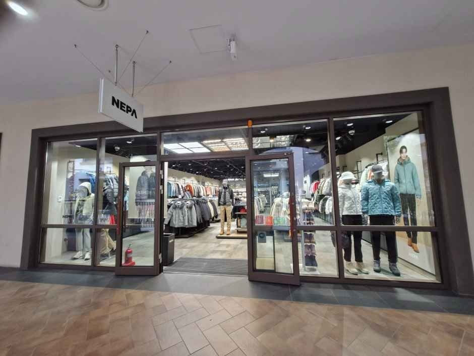 NEPA – Siheung Premium Outlets, Shinsegae Simon Center [Tax Refund Shop] (네파 신세계사이먼프리미엄아울렛 시흥점)