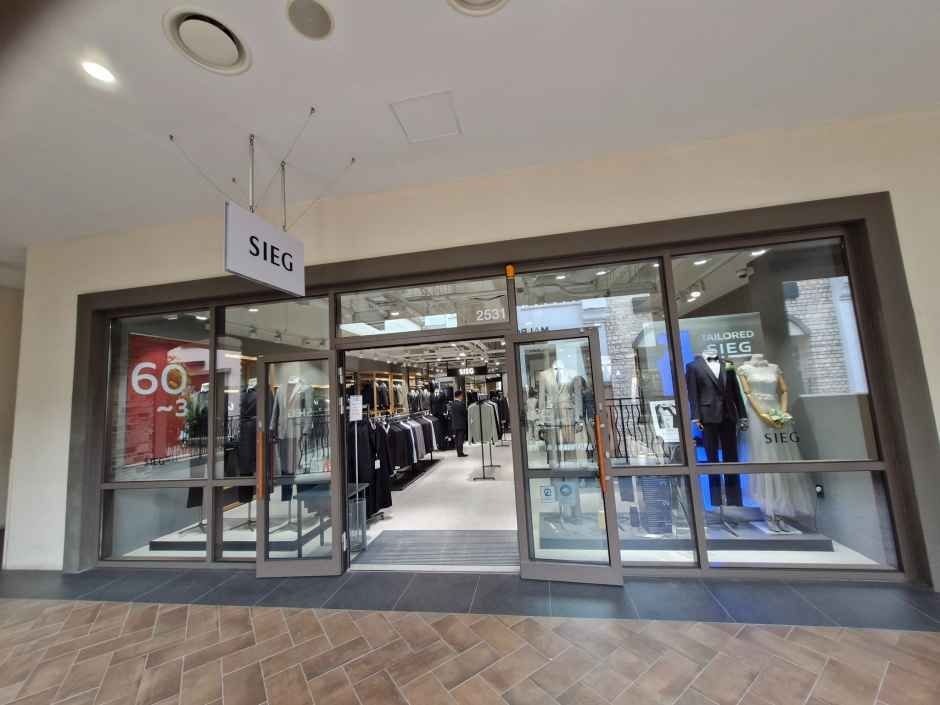 Sieg – Shinsegae Simon Premium Outlet Siheung Branch [Tax Refund Shop] (지이크 신세계사이먼프리미엄아울렛 시흥점)