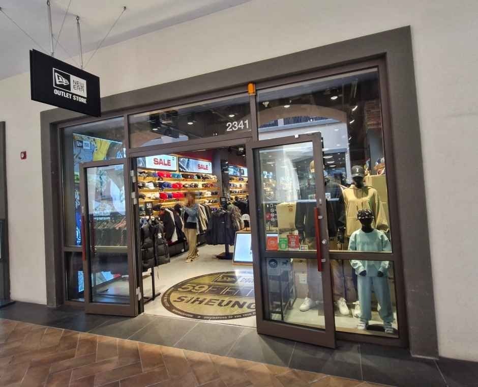 New Era – Shinsegae Simon Premium Outlet Siheung Branch [Tax Refund Shop] (뉴에라 신세계사이먼프리미엄아울렛 시흥점)