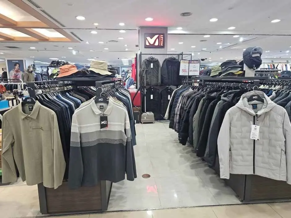 Millet – MODA Outlet Bupyeong Branch [Tax Refund Shop](밀레 모다아울렛 부평점)