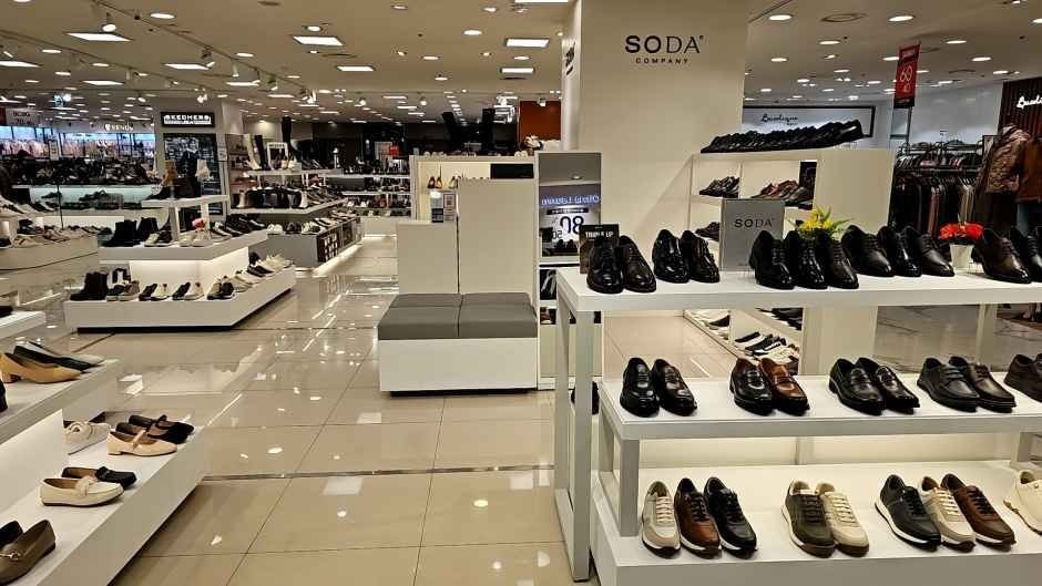 Soda – Newcore Outlets – Pyeongchon Branch [Tax Refund Shop](소다 뉴코아아울렛 평촌점)