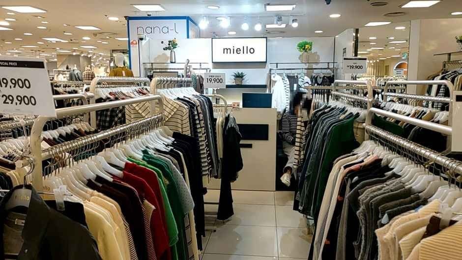 Miello – Newcore Outlets – Pyeongchon Branch [Tax Refund Shop](미엘로 뉴코아아울렛 평촌점)