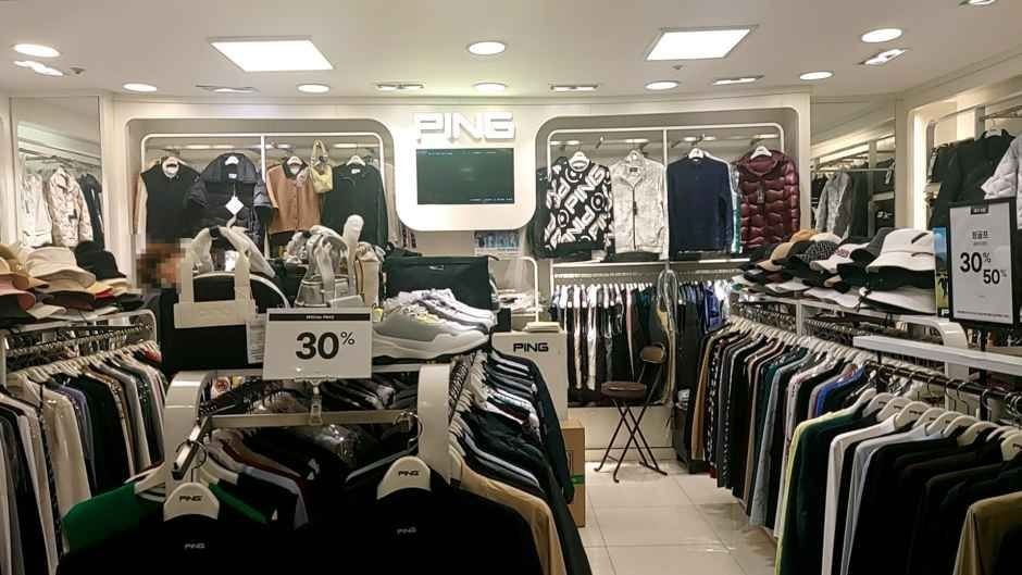 Ping – Newcore Outlets – Pyeongchon Branch [Tax Refund Shop](핑 뉴코아아울렛 평촌점)