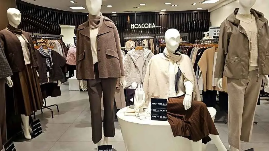 Moscona – Newcore Outlets Pyeongchon Branch [Tax Refund Shop](모스코나 뉴코아아울렛 평촌점)