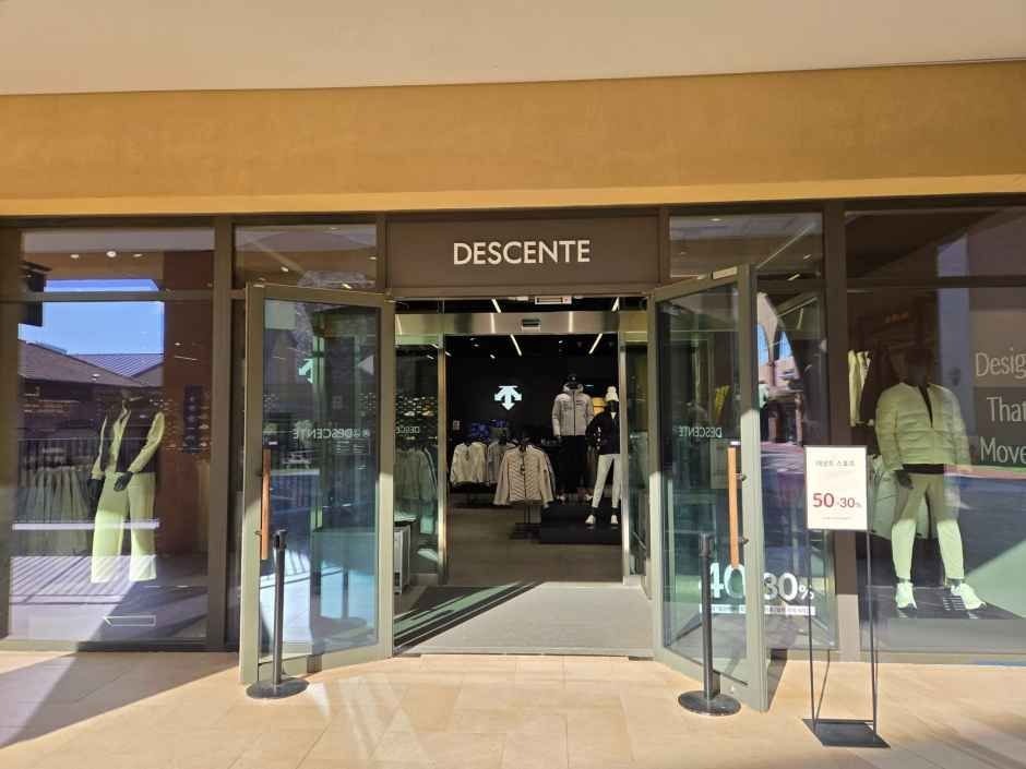 Descente – Lotte Premium Outlets Giheung Branch [Tax Refund Shop](데상트 롯데프리미엄아울렛 기흥점)