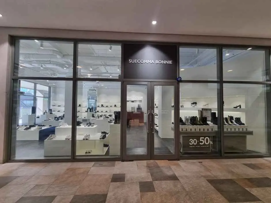 Kolon Suecomma Bonnie – LOTTE Premium Outlets Icheon Branch [Tax Refund Shop](슈콤마보니 롯데프리미엄아울렛 이천점)