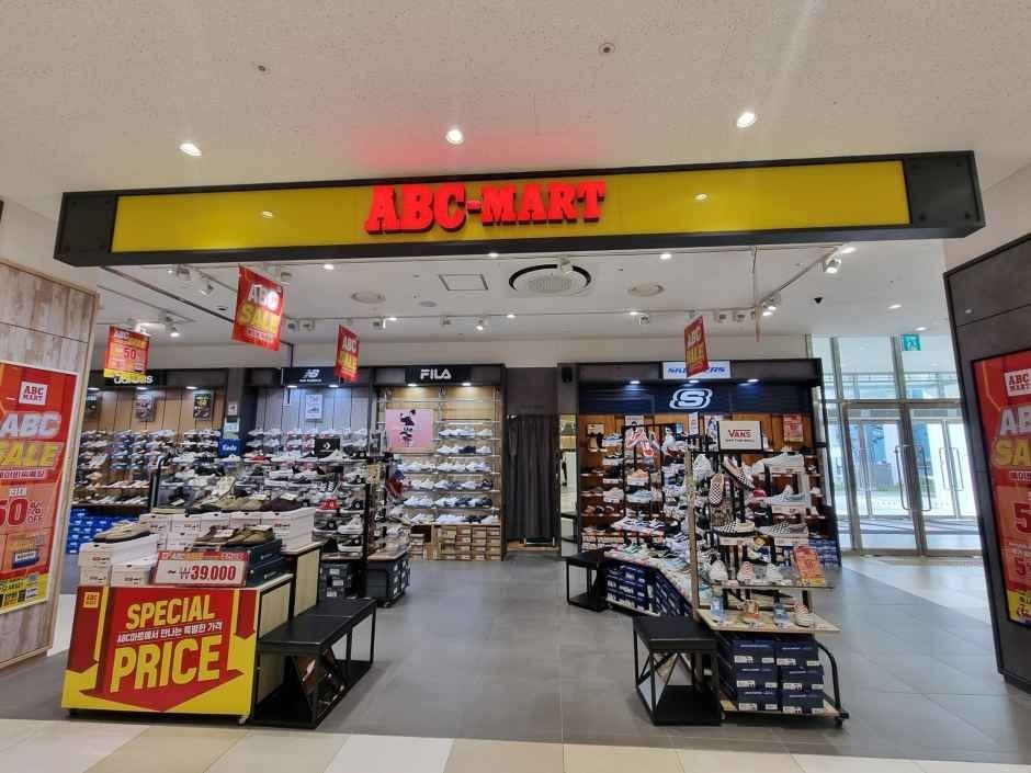 ABC-Mart – LOTTE Premium Outlets Icheon Branch [Tax Refund Shop](ABC마트 ST 롯데프리미엄아울렛 이천점)