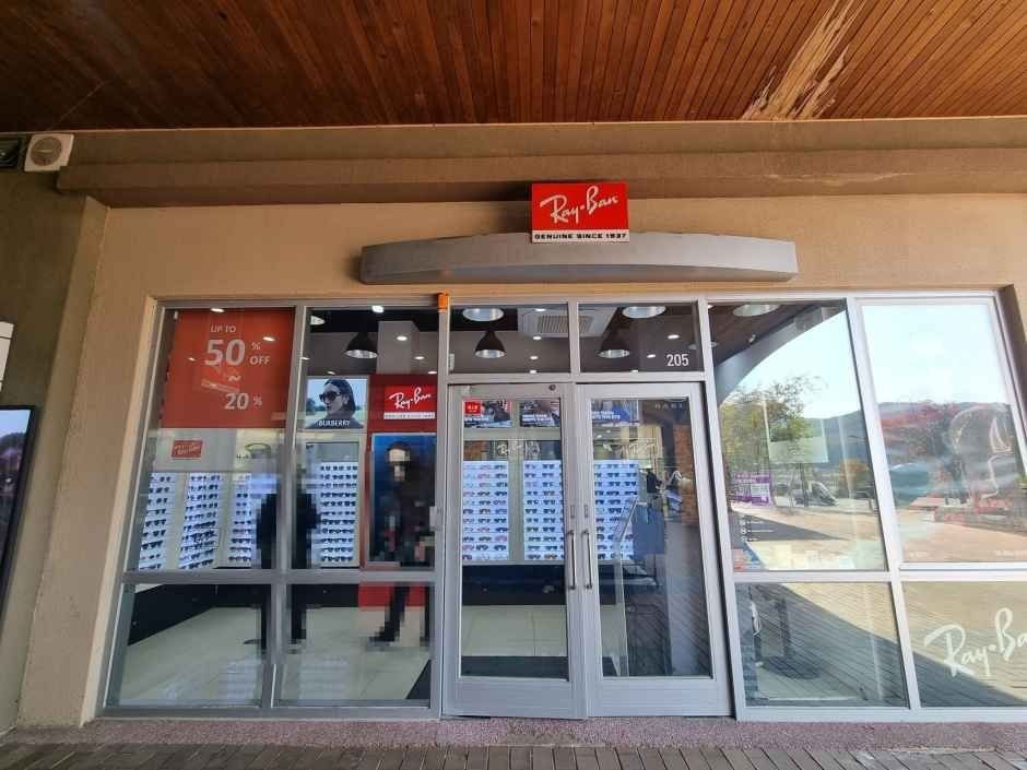 Ray-Ban – Shinsegae Simon Premium Outlets Yeoju Branch [Tax Refund Shop](레이밴 신세계사이먼프리미엄아울렛 여주점)