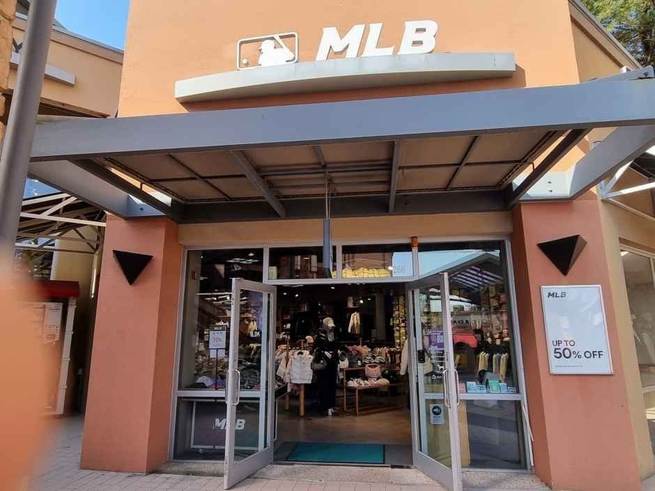 MLB – Shinsegae Simon Premium Outlets Yeoju Branch [Tax Refund Shop](MLB 신세계사이먼프리미엄아울렛 여주점)